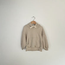 Load image into Gallery viewer, BUDDY HOODIE
