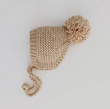 Load image into Gallery viewer, KNIT BONNET
